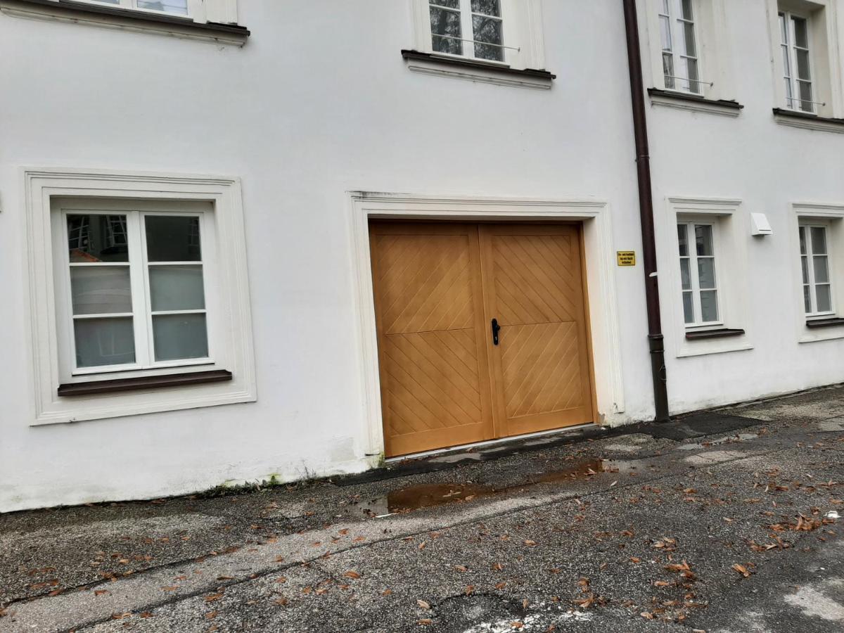 Zentrale Lage I Historisch I Parkplatz I Fahrradkeller Apartment *
