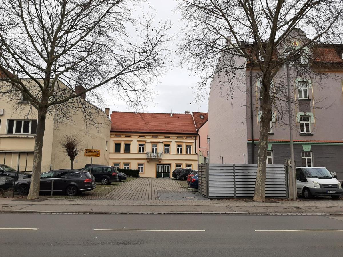 Zentrale Lage I Historisch I Parkplatz I Fahrradkeller * Straubing